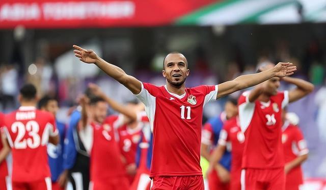 瓦力棋牌app-包含保加利亚客场获胜,稳定晋级形势的词条