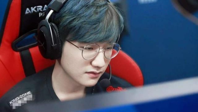 关于英雄现身挽回颓势,球队连胜势头逐渐井喷的信息 关于英雄现身挽回颓势,球队连胜势头逐渐井喷的信息