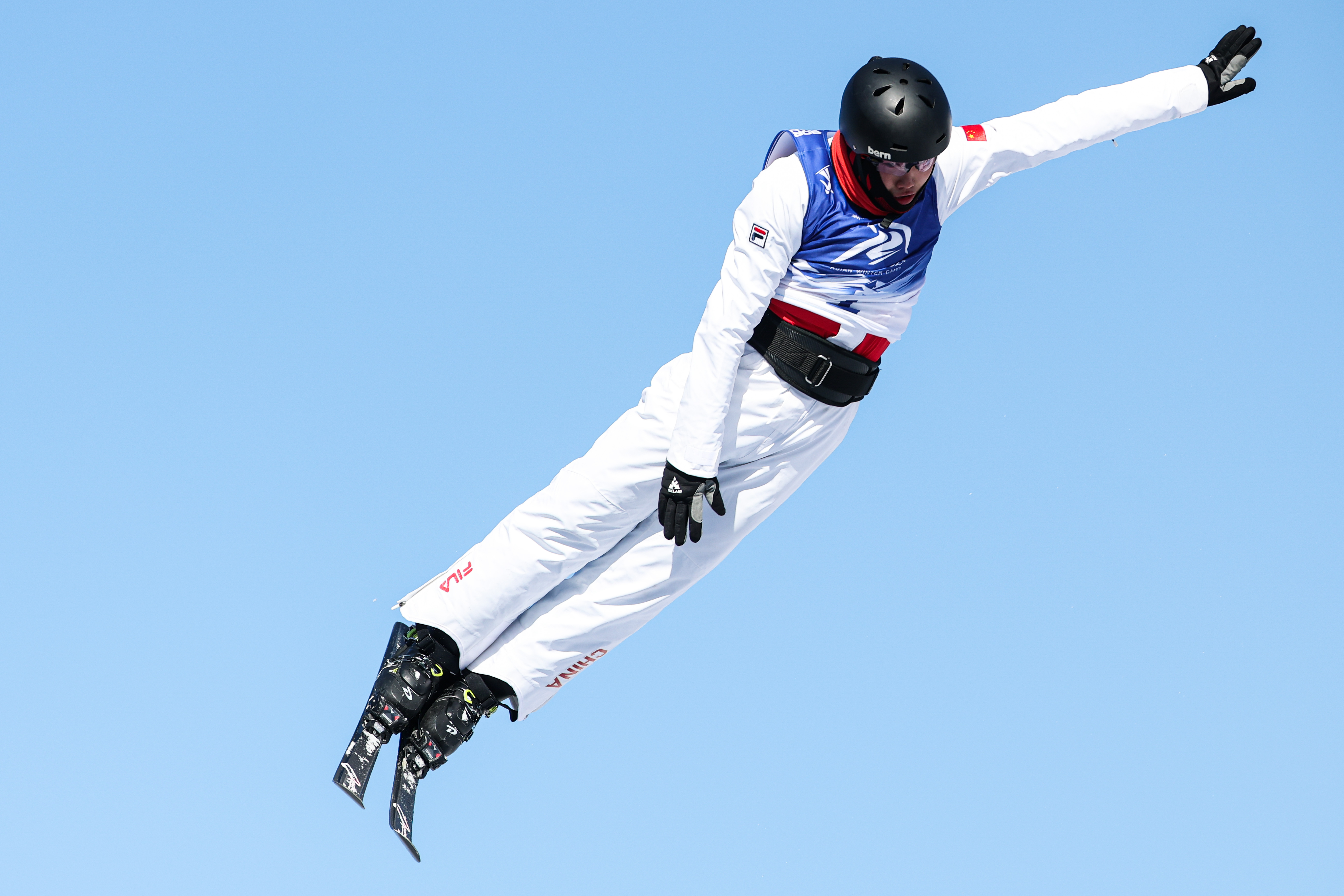 瓦力棋牌-中国国家队再度斩获胜利，实力引人瞩目的简单介绍