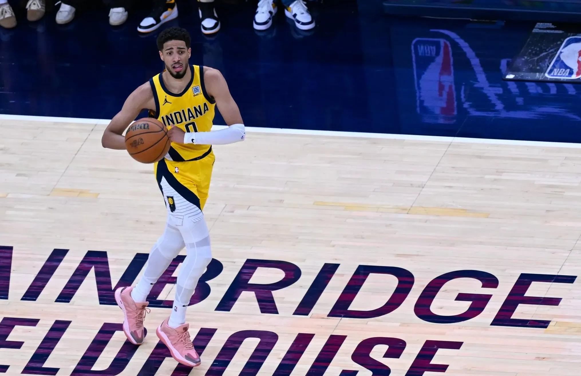 欧预赛比赛激发球迷热情,场上拼尽全力的简单介绍 欧预赛比赛激发球迷热情,场上拼尽全力的简单介绍