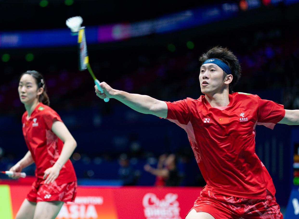 瓦力棋牌-亚运锦标赛劲敌对决尤为激烈,各队全力以赴