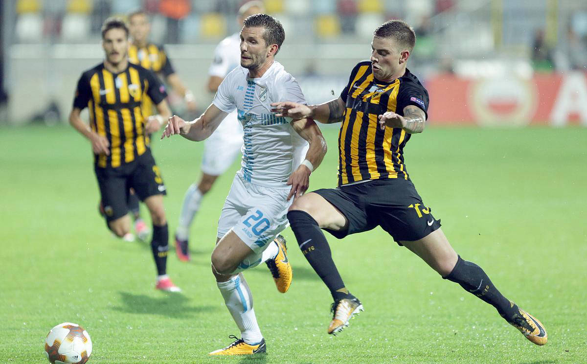 基尔巴杯淘汰皇家社会,晋级下一轮! 基尔巴杯淘汰皇家社会,晋级下一轮!