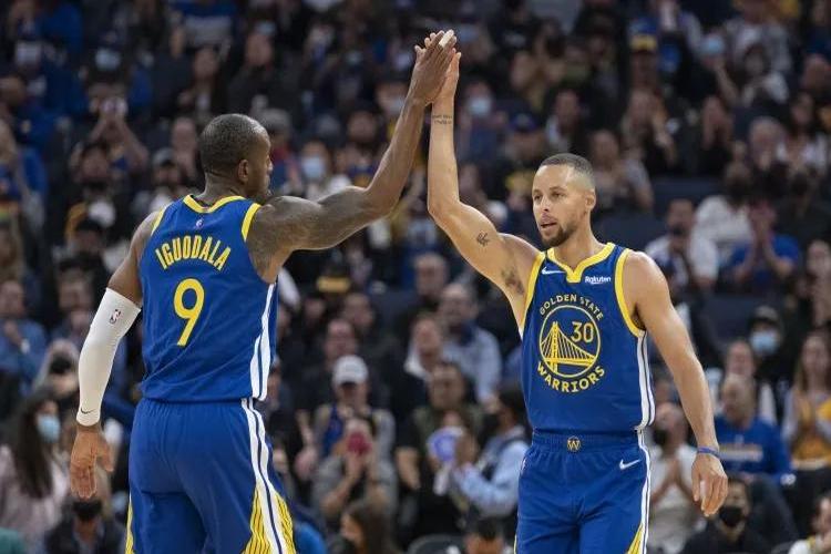 76人胜雄鹿,伊戈达拉发威的简单介绍 76人胜雄鹿,伊戈达拉发威的简单介绍