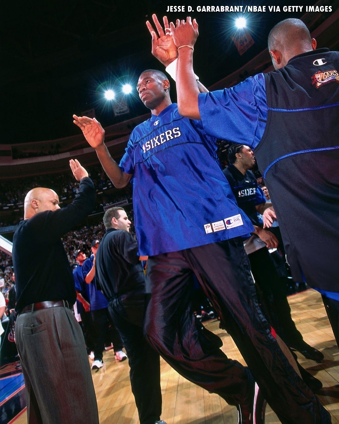 猛龙力克76人,赢得七连胜 猛龙力克76人,赢得七连胜