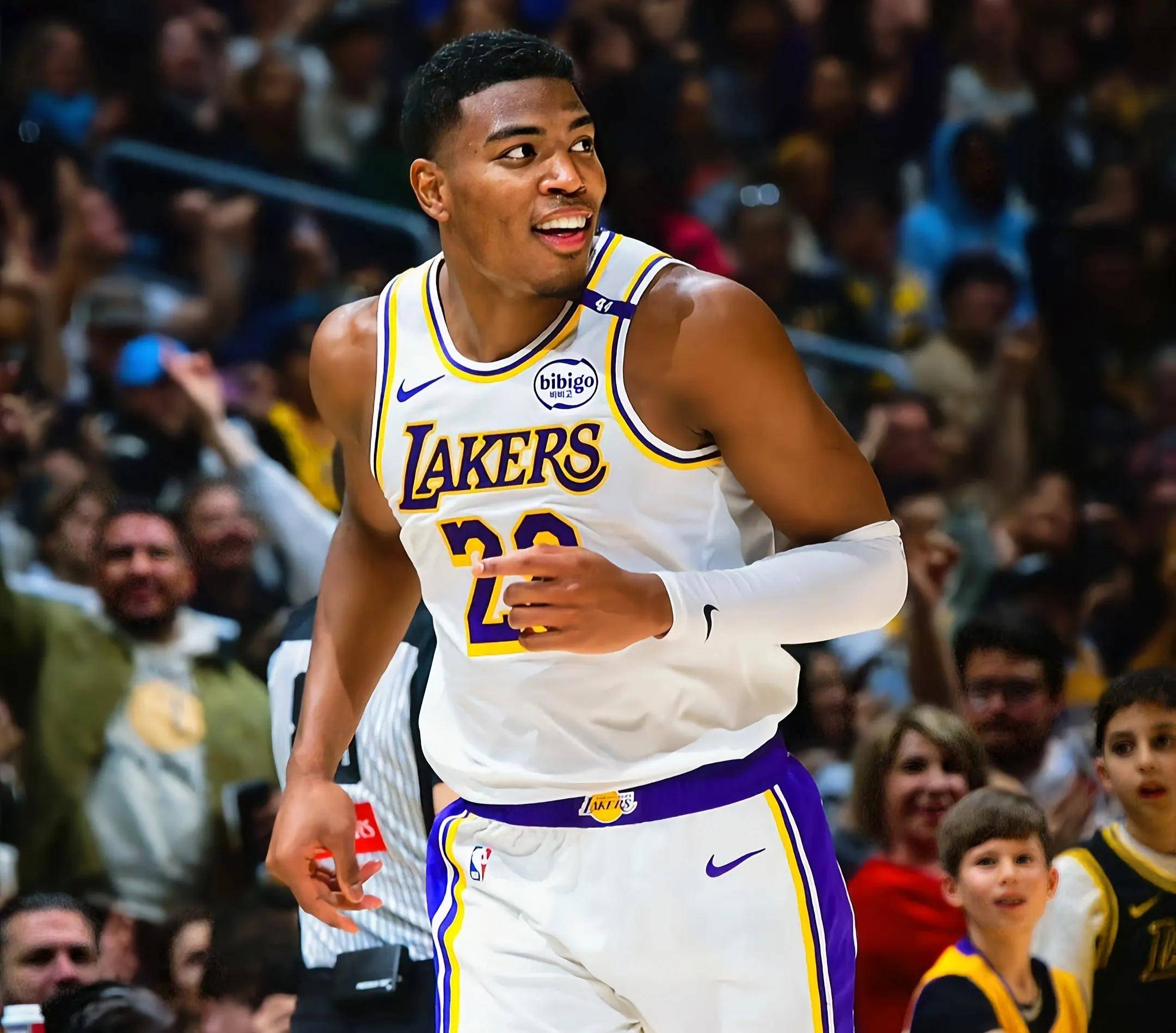 灰熊战胜湖人,取得重要胜利 灰熊战胜湖人,取得重要胜利