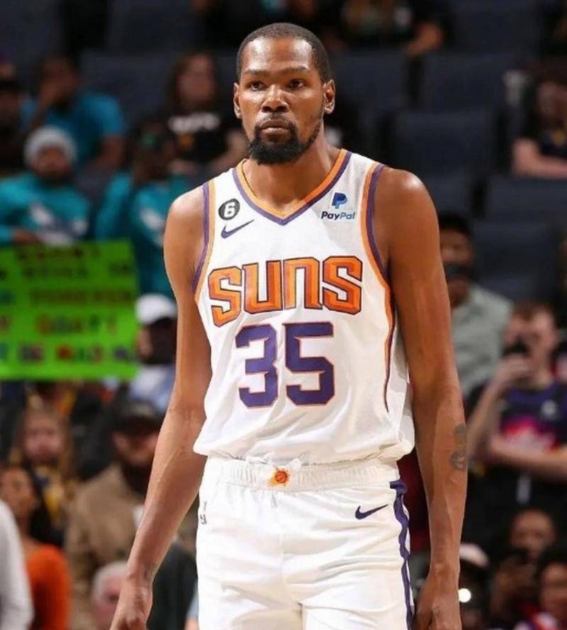 瓦力棋牌官网-勇士122-109战胜太阳