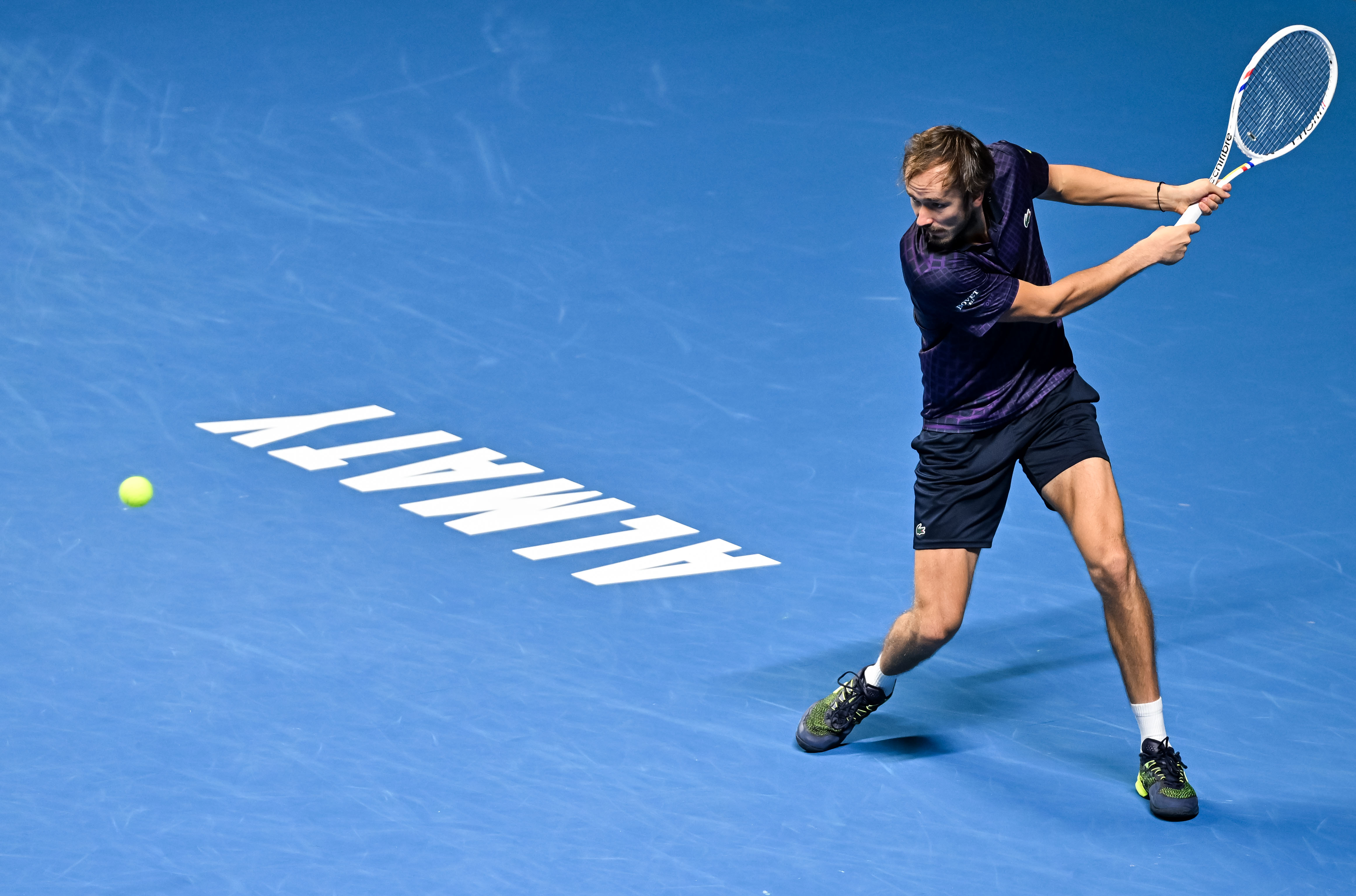 ATP总决赛逆转年终总决赛，梅德韦杰夫带队取胜的简单介绍