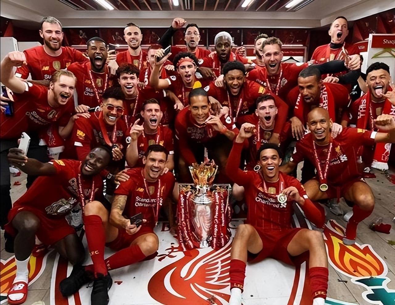 瓦力棋牌app-包含那不勒斯逆转阿森纳,范戴克统治全场的词条